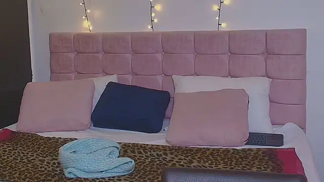 Sasharosee2 online show from 09-19-25, 11:58