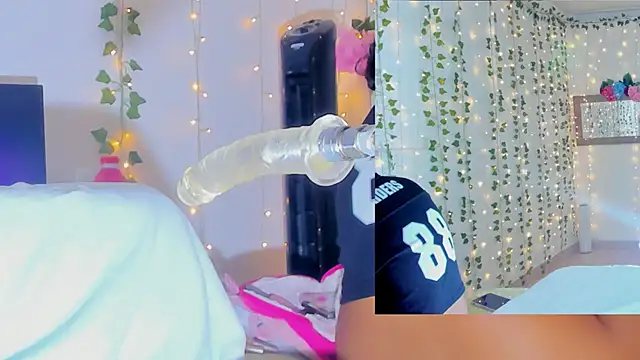 Ashley  Jones   online show from 11-27-25, 05:02