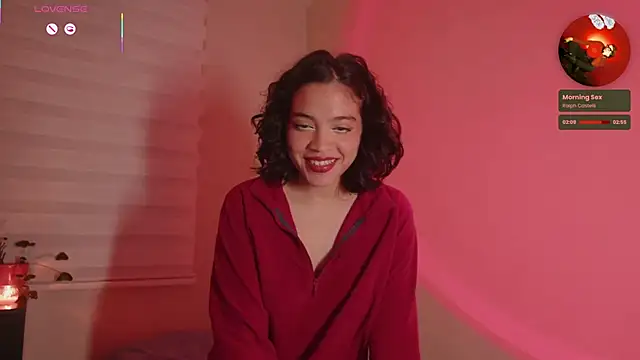 Snapshot of _curiouskitten_ chatting on 09-19-25, 02:04  curiouskitten  online show from 09-19-25, 02:04