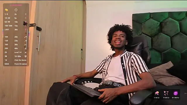 AllexJacob online show from 02-12-26, 01:11