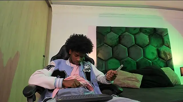 AllexJacob online show from 02-07-26, 01:08