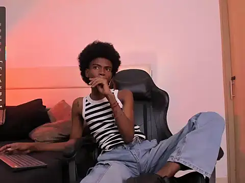 AllexJacob online show from 11-04-25, 01:37