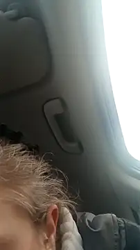 Snapshot of curvybabe88 chatting on 10-28-25, 03:00 curvybabe88 online show from 10-28-25, 03:00