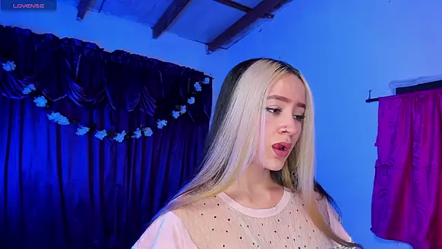 Shairaclark  online show from 02-13-26, 12:54