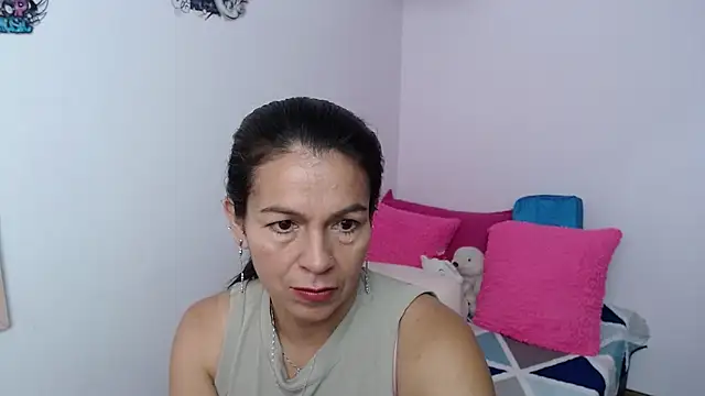 camilavargas  online show from 02-07-26, 01:08