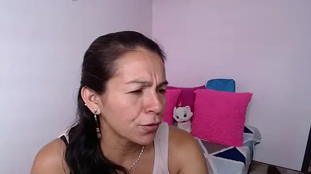 camilavargas  online show from 02-15-26, 03:55