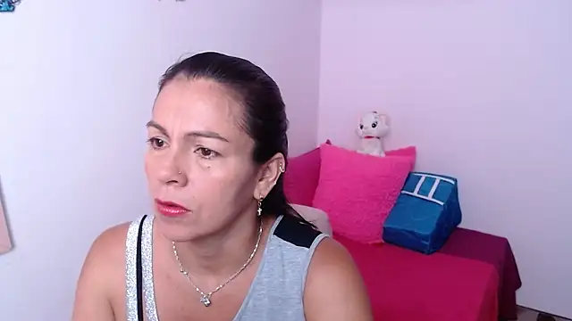 camilavargas  online show from 04-09-26, 03:40