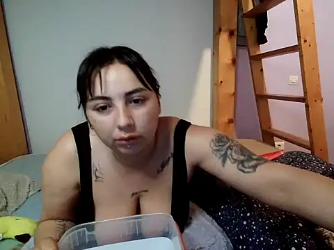 Emilie 1 online show from 03-19-26, 03:01