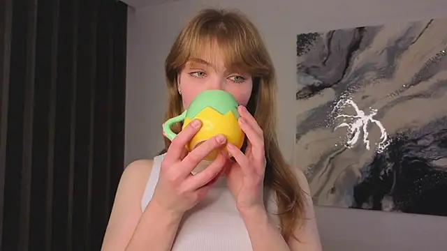 pienaple online show from 12-20-25, 04:04