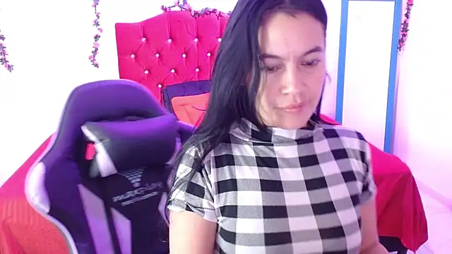 cristal1609 online show from 02-04-26, 12:33