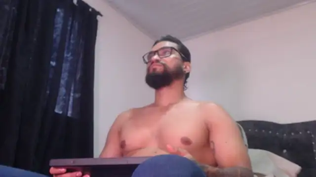 Snapshot of Chrys_harris77 chatting on 06-22-26, 10:07 Chrys harris77 online show from 06-22-26, 10:07