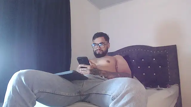 Chrys harris77 online show from 04-14-26, 05:01