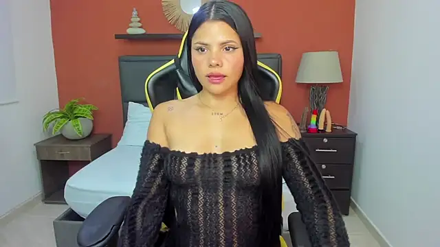 Snapshot of molly_lovee_ chatting on 09-29-25, 12:11 molly lovee online show from 09-29-25, 12:11