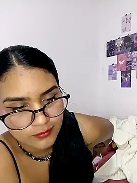 Snapshot of Renata_Zoe chatting on 10-11-25, 02:34 Renata Zoe online show from 10-11-25, 02:34
