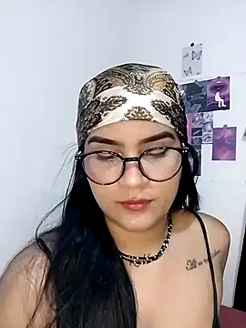 Snapshot of Renata_Zoe chatting on 09-20-25, 12:59 Renata Zoe online show from 09-20-25, 12:59