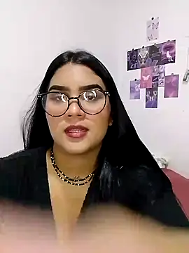 Snapshot of Renata_Zoe chatting on 09-28-25, 01:56 Renata Zoe online show from 09-28-25, 01:56