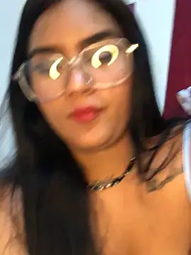 Renata Zoe online show from 11-23-25, 01:48