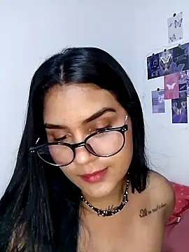 Snapshot of Renata_Zoe chatting on 10-09-25, 02:34 Renata Zoe online show from 10-09-25, 02:34