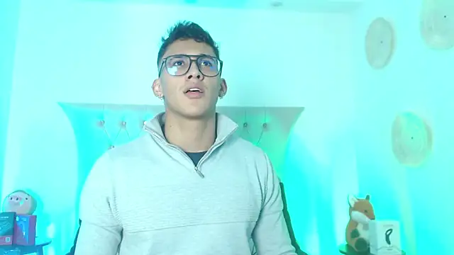 SalvadorFit online show from 11-25-25, 08:42