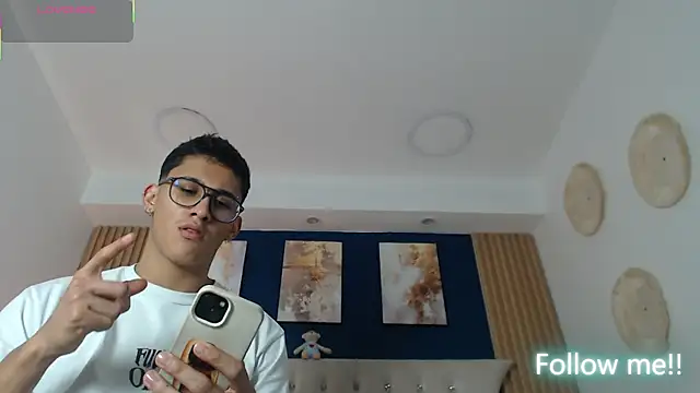 SalvadorFit online show from 03-20-26, 08:32