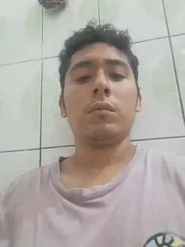 Snapshot of latinbigcock1_ chatting on 10-31-25, 11:22 latinbigcock1 online show from 10-31-25, 11:22