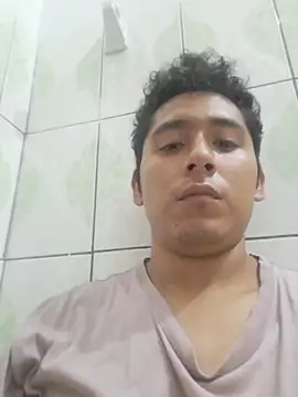 Snapshot of latinbigcock1_ chatting on 02-13-26, 12:54 latinbigcock1 online show from 02-13-26, 12:54