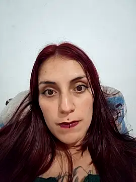 Snapshot of Anne_bh chatting on 12-04-25, 03:27 Anne bh online show from 12-04-25, 03:27