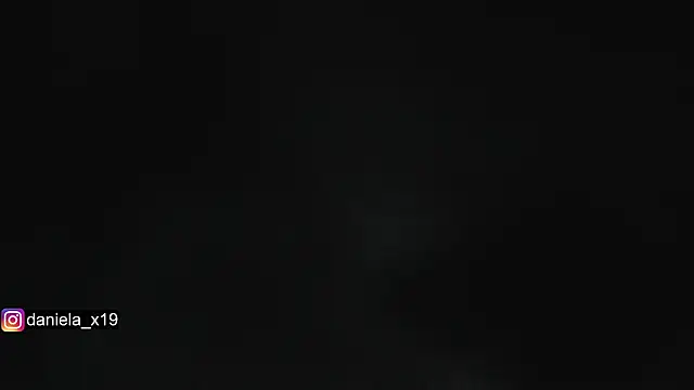 Snapshot of Daniela_x19 chatting on 10-29-25, 12:42 Daniela x19 online show from 10-29-25, 12:42