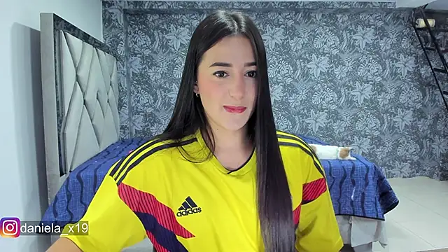 Daniela x19 online show from 03-27-26, 12:52
