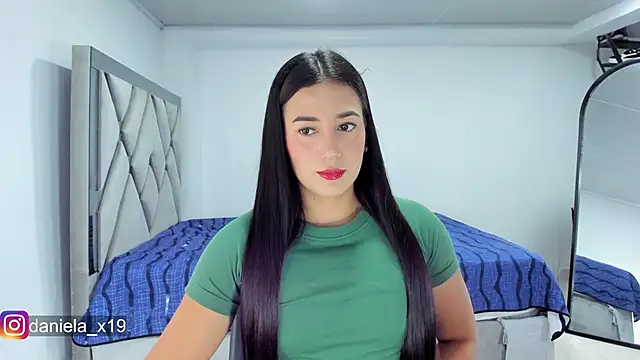 Snapshot of Daniela_x19 chatting on 02-21-26, 12:56 Daniela x19 online show from 02-21-26, 12:56