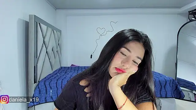 Snapshot of Daniela_x19 chatting on 02-18-26, 12:41 Daniela x19 online show from 02-18-26, 12:41