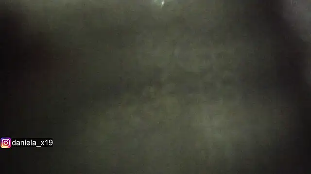 Snapshot of Daniela_x19 chatting on 10-31-25, 12:40 Daniela x19 online show from 10-31-25, 12:40