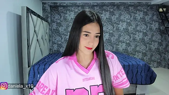 Daniela x19 online show from 04-23-26, 12:39