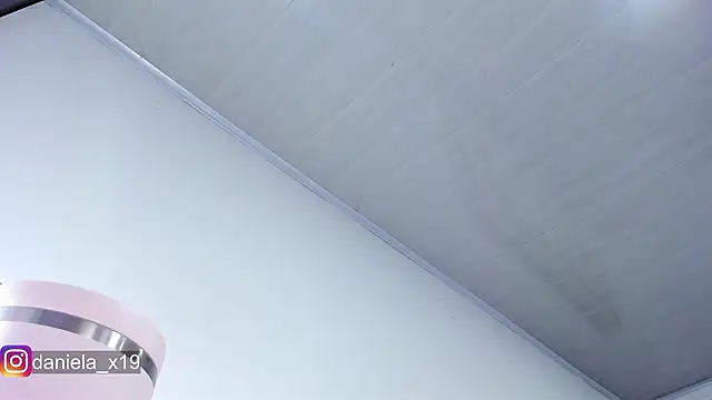 Snapshot of Daniela_x19 chatting on 02-12-26, 12:32 Daniela x19 online show from 02-12-26, 12:32