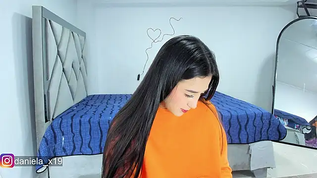 Snapshot of Daniela_x19 chatting on 02-24-26, 12:44 Daniela x19 online show from 02-24-26, 12:44