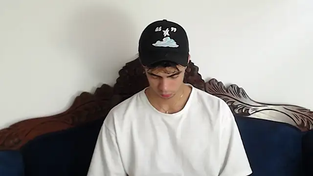 cody pipper  online show from 10-26-25, 02:50