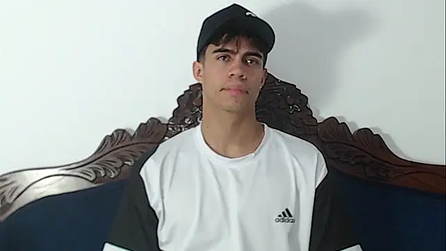 cody pipper  online show from 11-18-25, 03:43