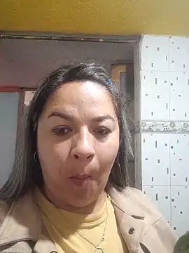 Snapshot of Amalia-sm chatting on 10-03-25, 01:56 Amalia-sm online show from 10-03-25, 01:56
