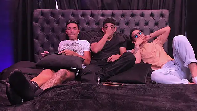 Snapshot of axel_vega chatting on 02-03-26, 07:52 axel vega online show from 02-03-26, 07:52