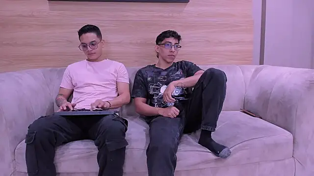 Snapshot of axel_vega chatting on 02-04-26, 07:53 axel vega online show from 02-04-26, 07:53