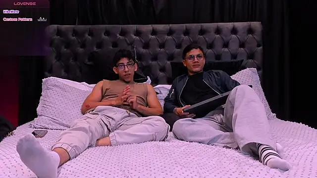 Snapshot of axel_vega chatting on 02-27-26, 01:06 axel vega online show from 02-27-26, 01:06