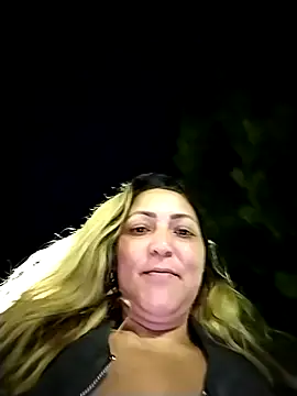 Lunita86 online show from 11-01-25, 02:40