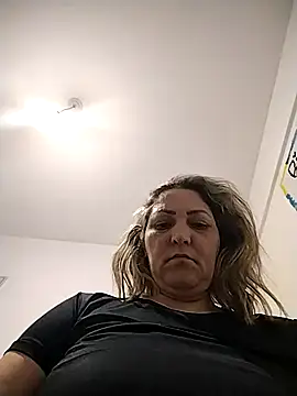 Lunita86 online show from 11-17-25, 02:26