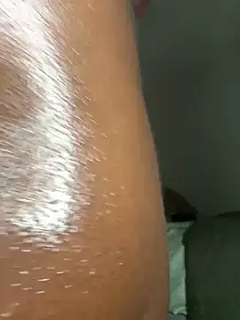 foreigntitts  online show from 02-12-26, 08:58