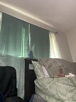 foreigntitts  online show from 02-05-26, 11:00