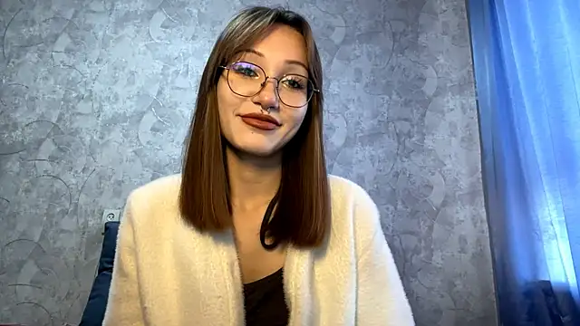 SetsukoBuddemeyer online show from 10-12-25, 01:51