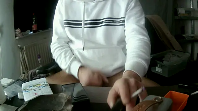 monty19cm online show from 04-25-26, 07:55