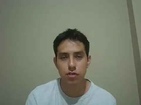 Snapshot of supguyLat chatting on 04-22-26, 05:47 supguyLat online show from 04-22-26, 05:47