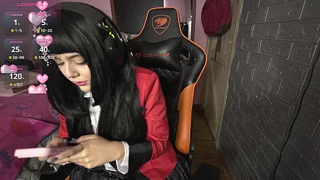 Snapshot of BunvvieOf chatting on 11-24-25, 07:14 BunvvieOf online show from 11-24-25, 07:14