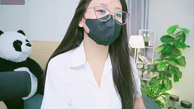 Cherry-26 online show from 10-31-25, 09:17